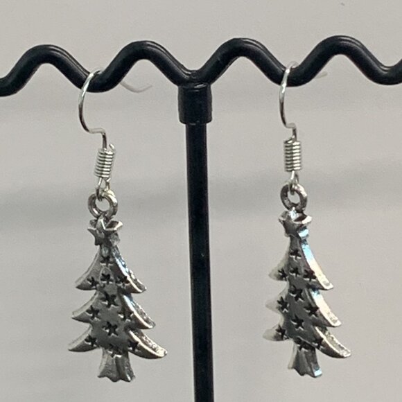 Celtic Earring, Christmas Tree Earring, Christmas Earring, Christmas Tree, Gift - Picture 5 of 6